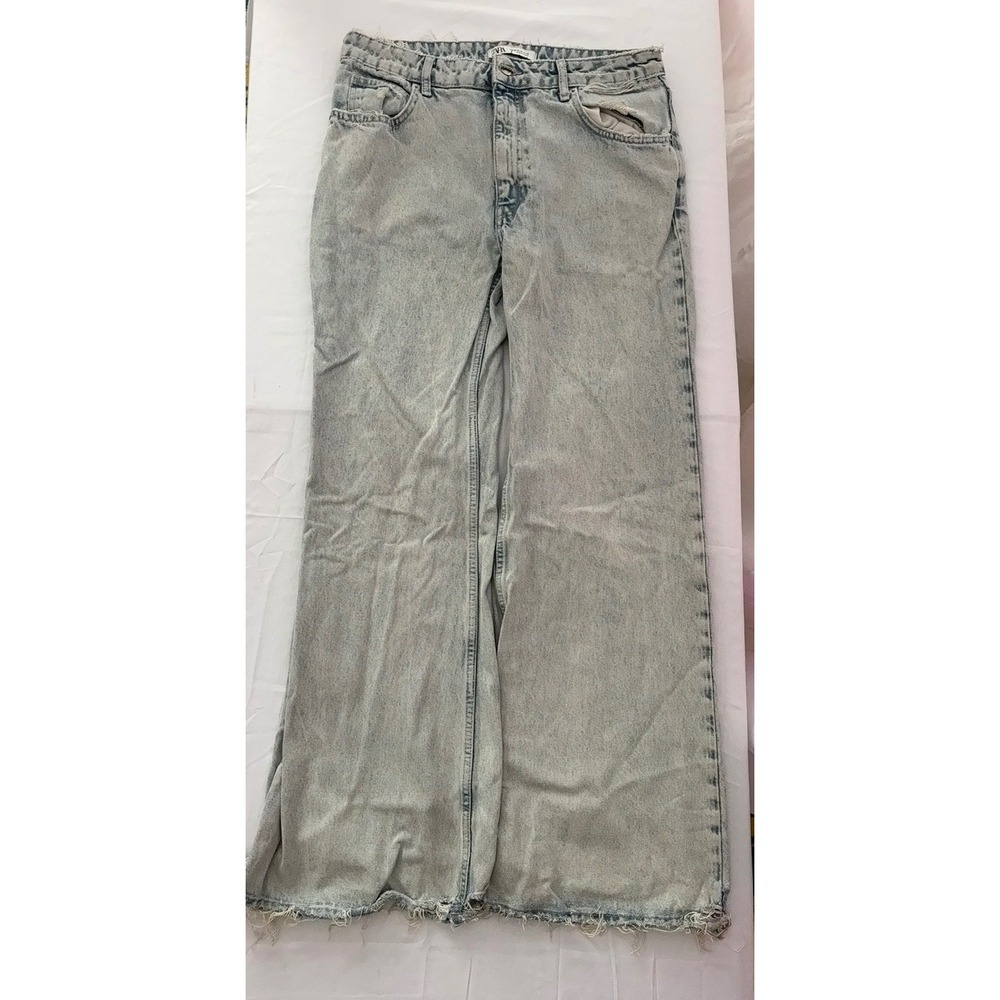 Zara Mens Light Wash Wide Leg Jeans Raw Hem Acid Wash Denim Size 32